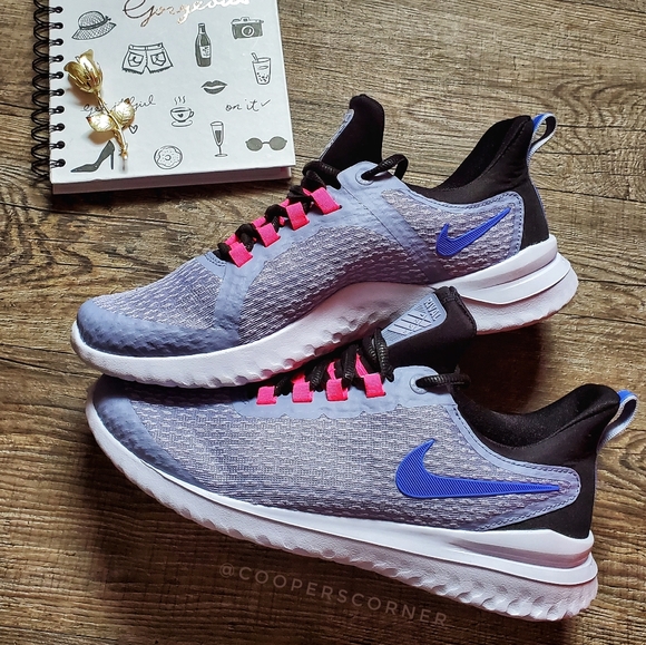 Nike Shoes - NEW Nike Renew